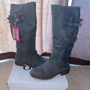 Women’s tall boots